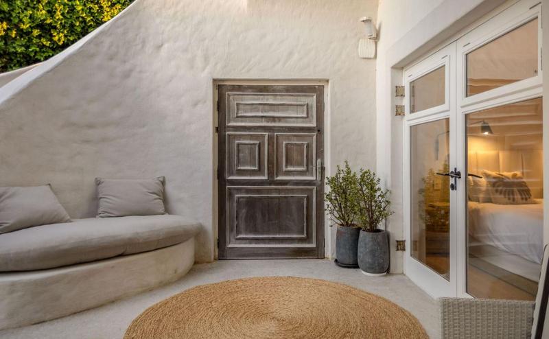 4 Bedroom Property for Sale in Llandudno Western Cape